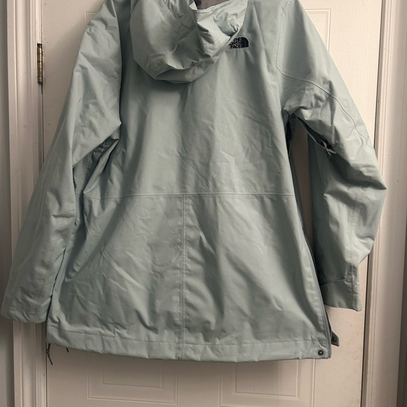 North Face Anorak XL - Picture 2 of 4